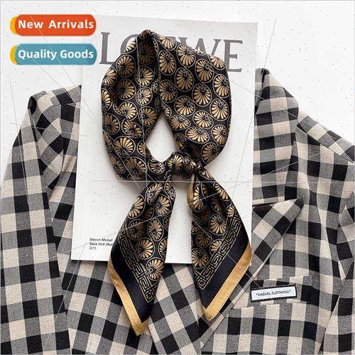 2021 new retro printing silk square scarf women dual-use 70