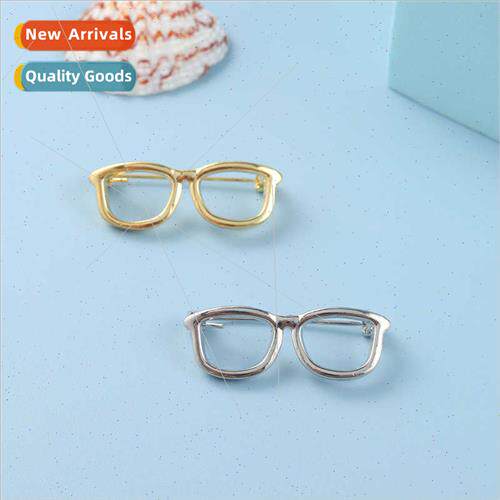 Japanese creative new hollowed out gold rimmed glasses frame