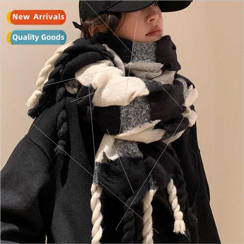 Korea ins wind niche design hollow flowers scarf female wint