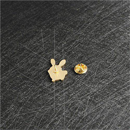 Summer clothing accessories Cartoon cute cute rabb brooch Ch