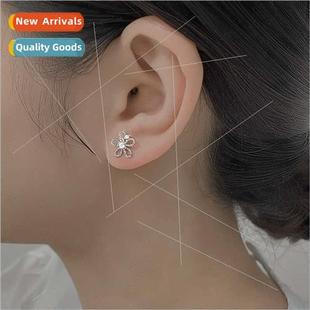 earrings simple Japan Egg diamond small sweet flower