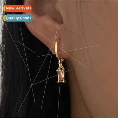 Exquise small simple earrings female fashion geometric squar