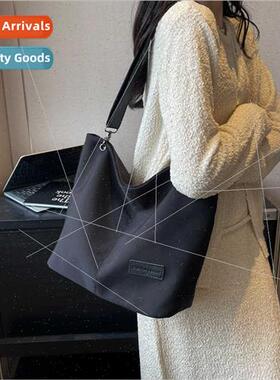 Casual canvas bag 2023 new tide fashion large capacy Tote ba