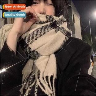 winter ins high retro Korean female scarf plaid new 2023