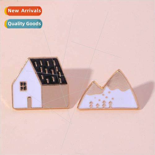 French romantic cozy house brooch creative badge alloy oil d