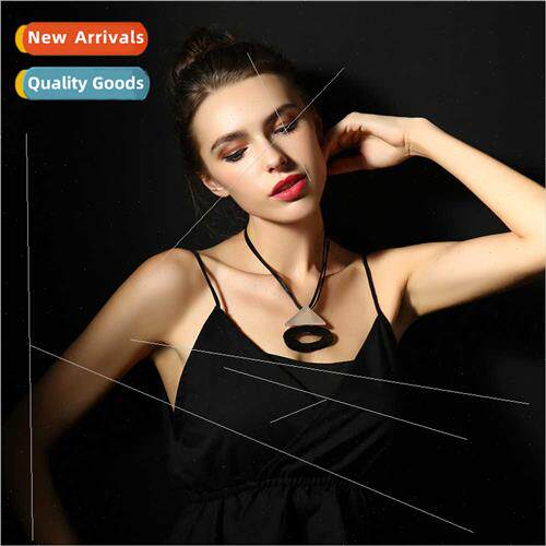 Europe popular necklace geometric short chain hundred alloy