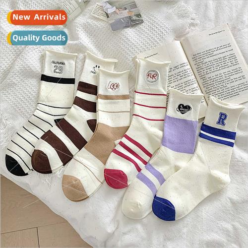 Spring Autumn mid-calf women socks all-in-one boneless embro
