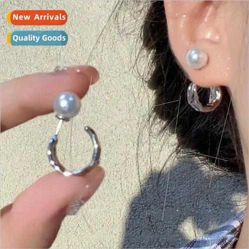 Pearl earrings simple niche earrings 2023 new commuter earri