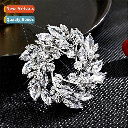 Korea sparkling luxury elegant delicate coat brooch scarf bu