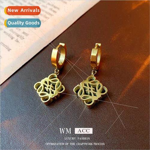Floral pattern carving hollow simple earrings earrings fashi