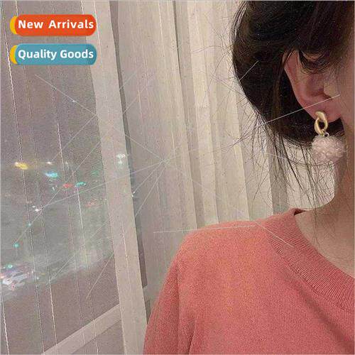 Winter Warmth Hundred cute fur ball 925 silver earrings lamb