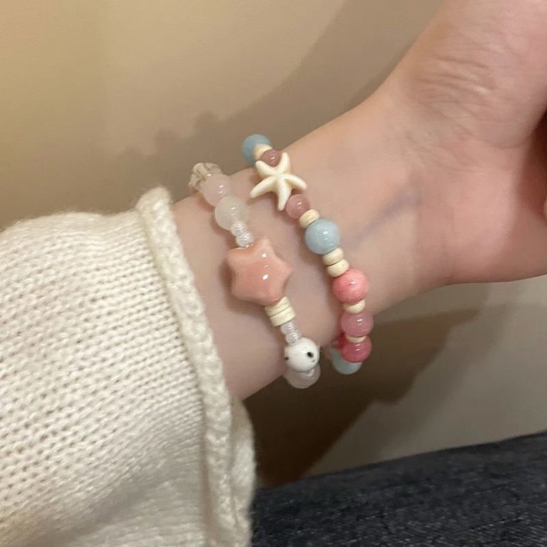 粉色陶瓷串珠手链女多巴胺小众轻奢精致手串可爱高颜值学生党手饰