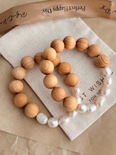 Pinecone home·原创小众定制老钱风【秋意浓】檀木珍珠弹力串珠
