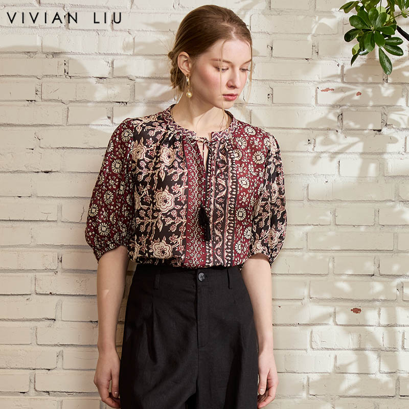 VIVIAN LIU V2523002春季女装立领泡泡袖袖口收紧印花民族风罩衫