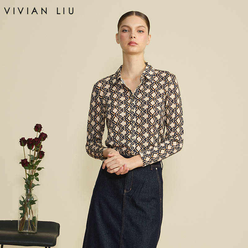 翻V领印花羊毛长袖衬衫