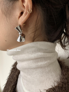 大蝴蝶形状高级质感银色大耳饰耳环 韩国设计师款 Lonslan ACC