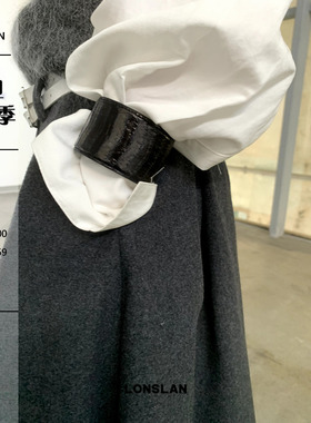 别致纹理质感重工宽版手镯首饰