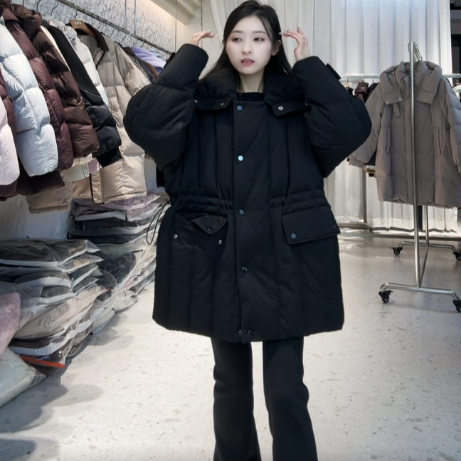 1212芬达  77号 bu退换价格799  衣长71   充绒170g