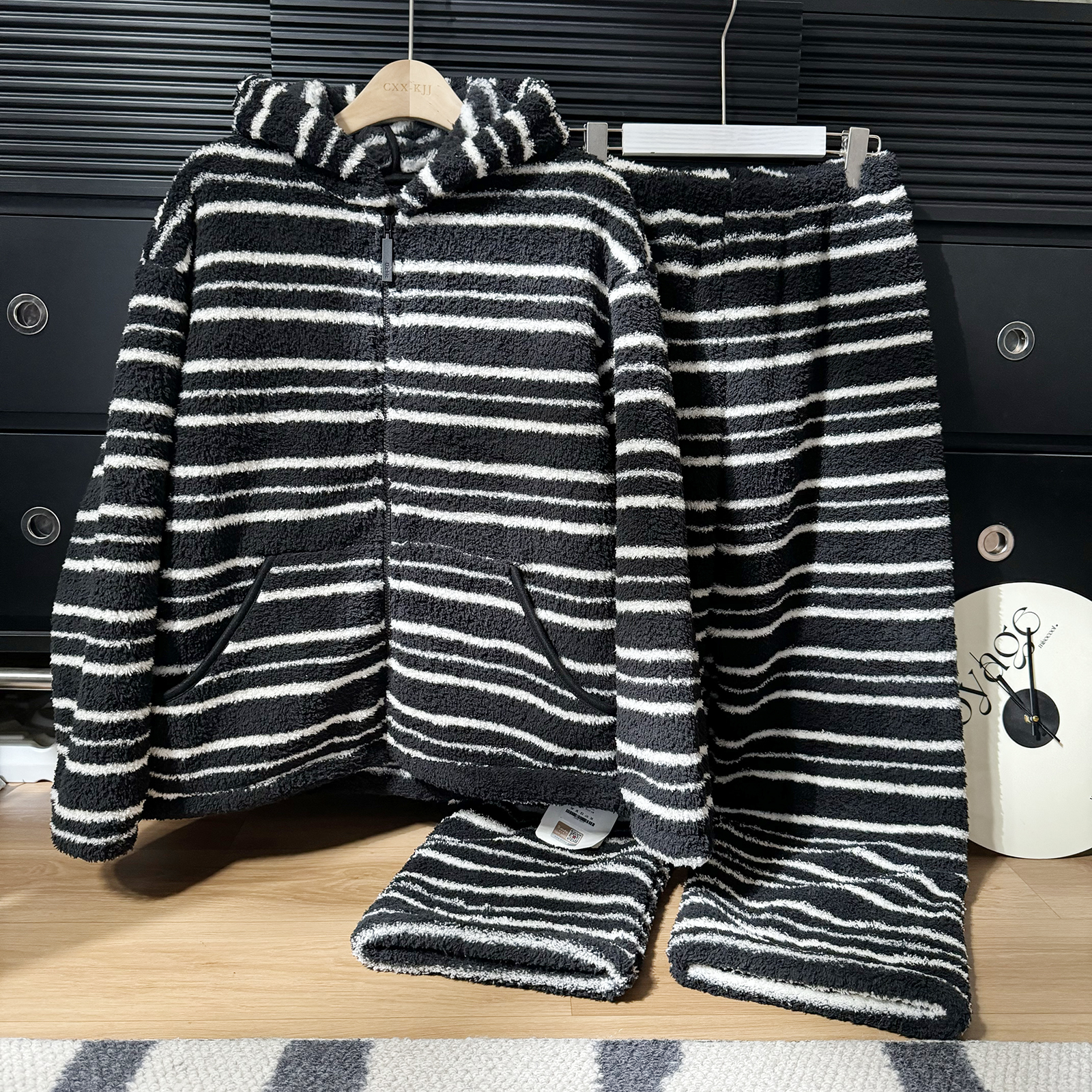 拉链连帽暖暖绒保暖家居服套装