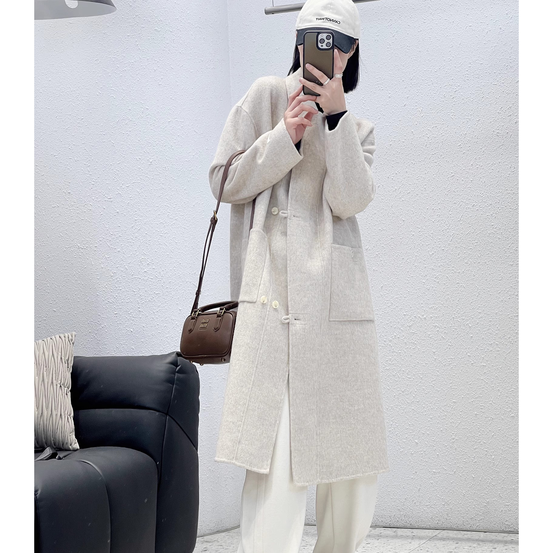 90羊毛翻领长款两口袋大衣