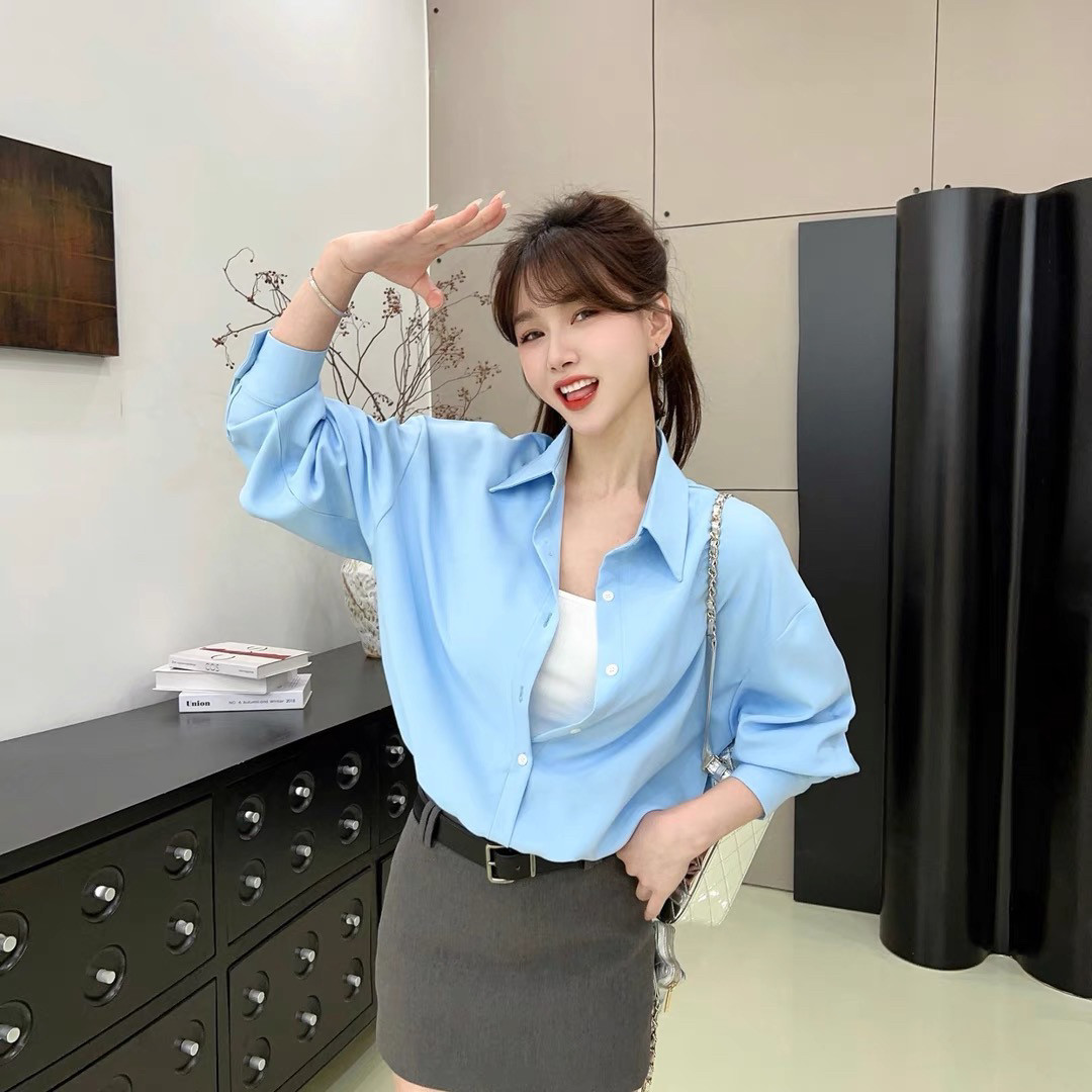 卡卡女装店正品简约大方