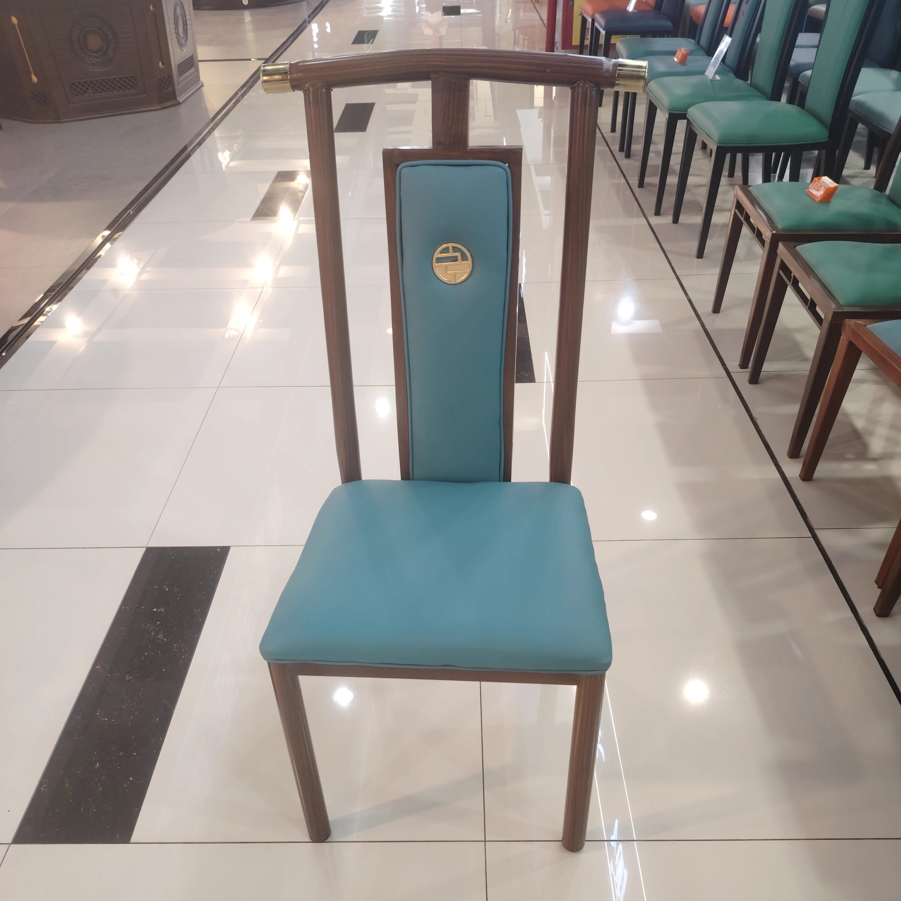 酒店餐椅现代简约包厢宴会主题餐厅家用火锅桌椅靠背铁艺饭店椅子