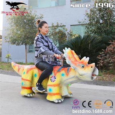 仿真三角龙恐龙可骑乘电动小车广场碰碰车游乐园音乐座骑小车彩车
