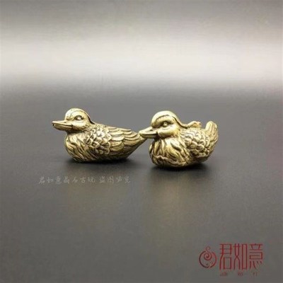 速发纯铜鸳鸯戏水小摆件古玩黄铜手把件结婚物礼实心老铜雕件一对