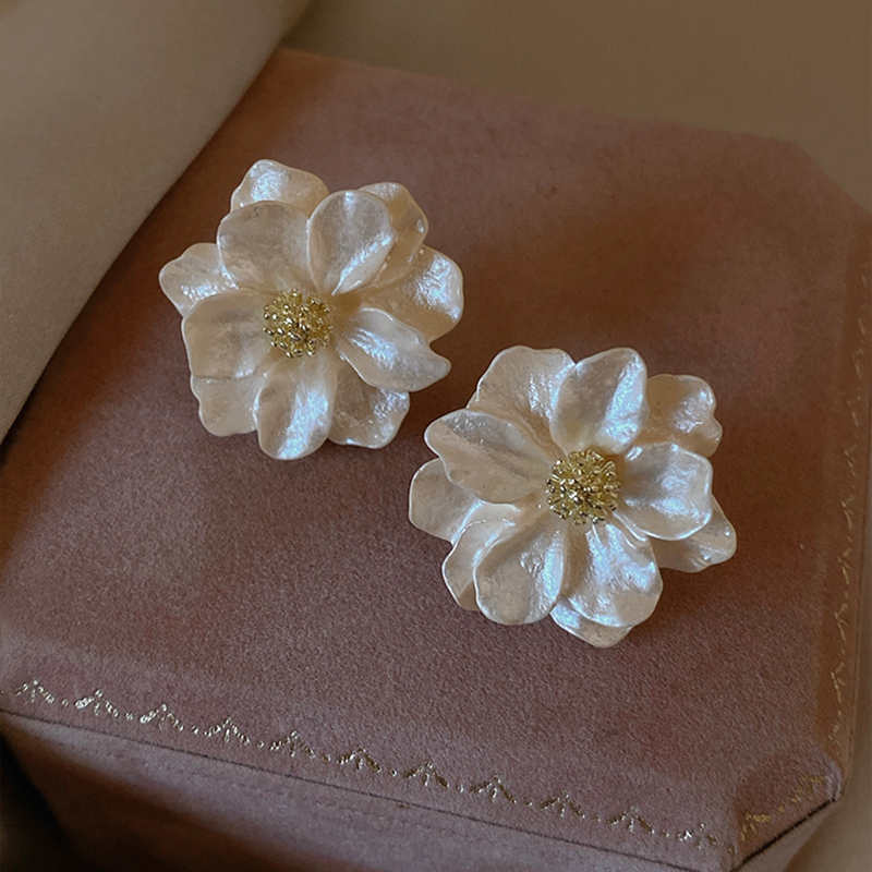 法式气质山茶花耳钉2025新款爆款