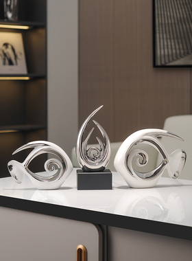 采购产品简单的现代家居陈设，轻奢工艺品，客厅酒柜，电视柜装饰