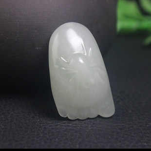 正品桂林鸡血玉贵妃料知足常乐小脚丫吊坠纯天然玉石带证书宝宝款