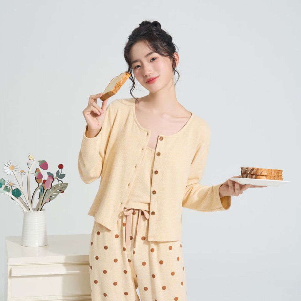 春季波点胸垫纯欲女睡衣三件套
