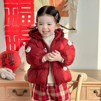 点兮冬季新款婴幼儿夹棉加厚卡通连帽棉服套装女宝加厚保暖三件套