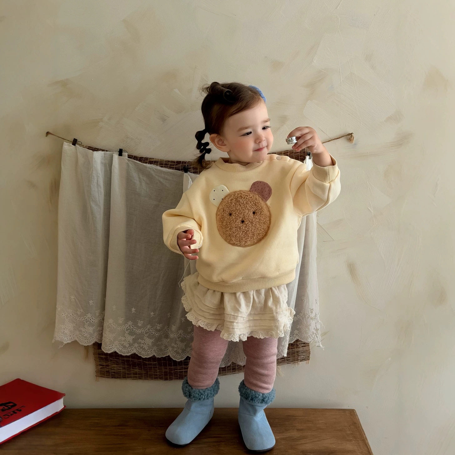 宝宝秋冬款衣服2026新款冬季衣服童装女童加绒卫衣打底裤套装