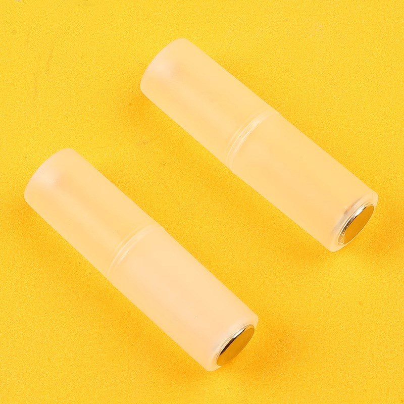 7号转5号电池筒电池转换器套筒通用七号电池转O五号电池壳AA转接