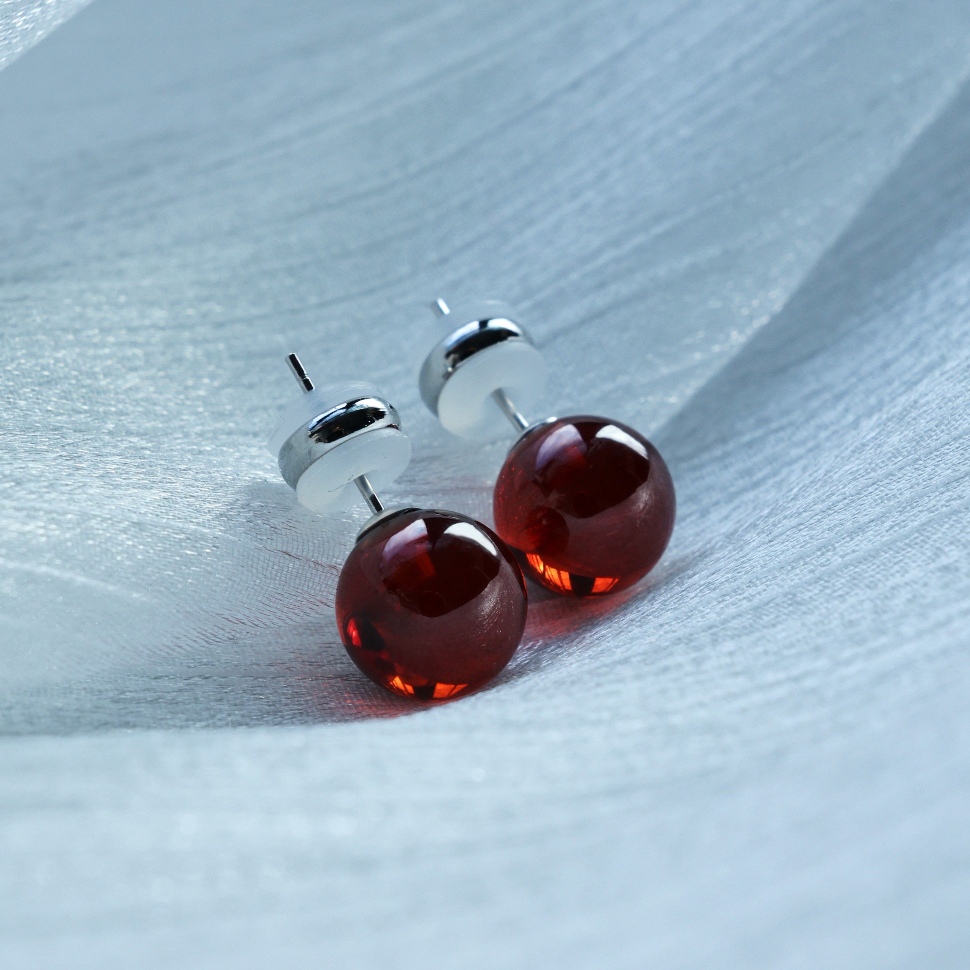 丽沁S925纯银全新气质石榴红珠珠耳钉女秋冬高级感纯银耳饰简约,饰品/流行首饰/时尚饰品新,银饰耳饰,淘宝优惠券,粉丝福利购,淘宝优惠卷