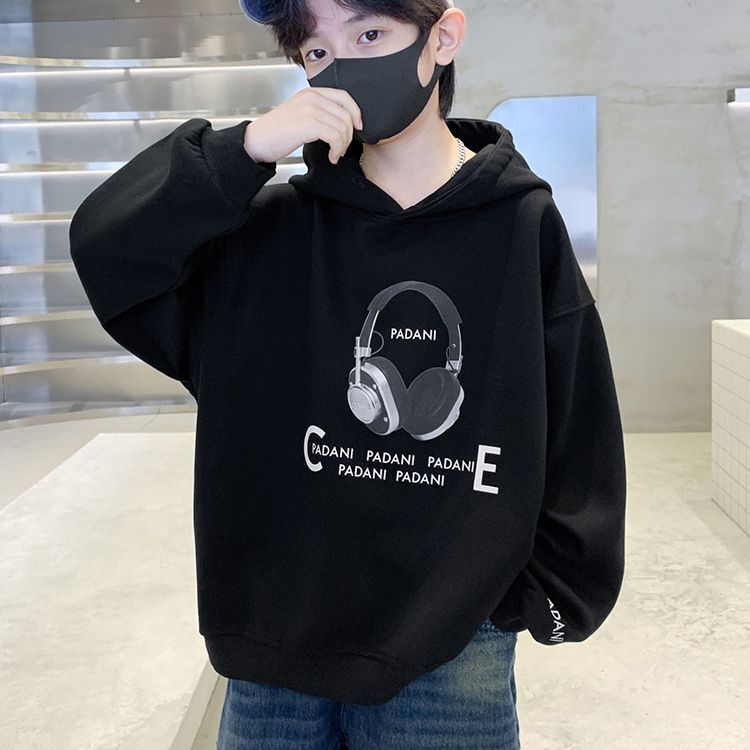潮牌秋冬季休闲百搭宽松2025新款连帽卫衣耳机字母时尚印花男童装