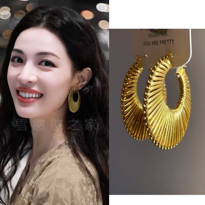 钟楚曦同款金色耳环耳饰耳圈耳坠2026新款女度假旅游搭配百搭耳饰