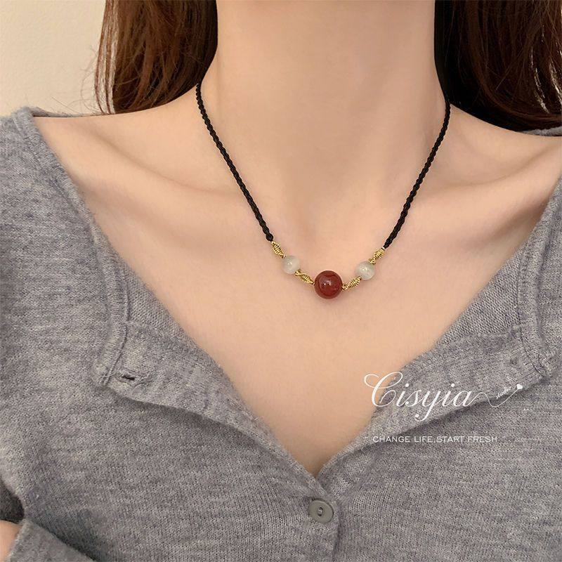 相思豆红豆项链转运珠锁骨链出游搭配2024新款项链礼物时尚百搭