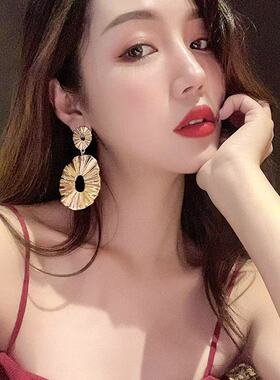 夸张大耳饰高级感百搭气质耳饰