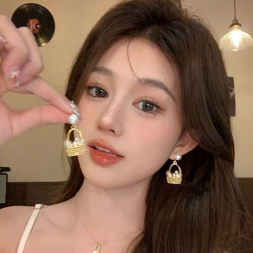 闭眼入~珍珠花篮耳环女小众设计感耳钉2025新爆款高级感轻奢耳饰