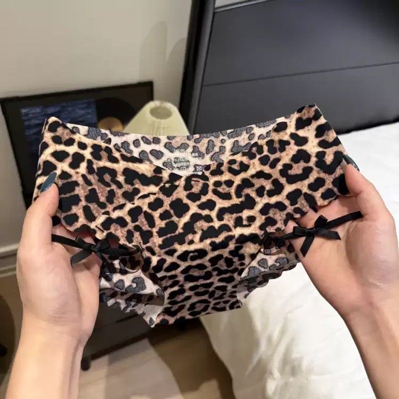 冰丝无痕内裤女款纯棉抗菌裆夏季薄款性感豹纹低腰女士脚环三角裤图片