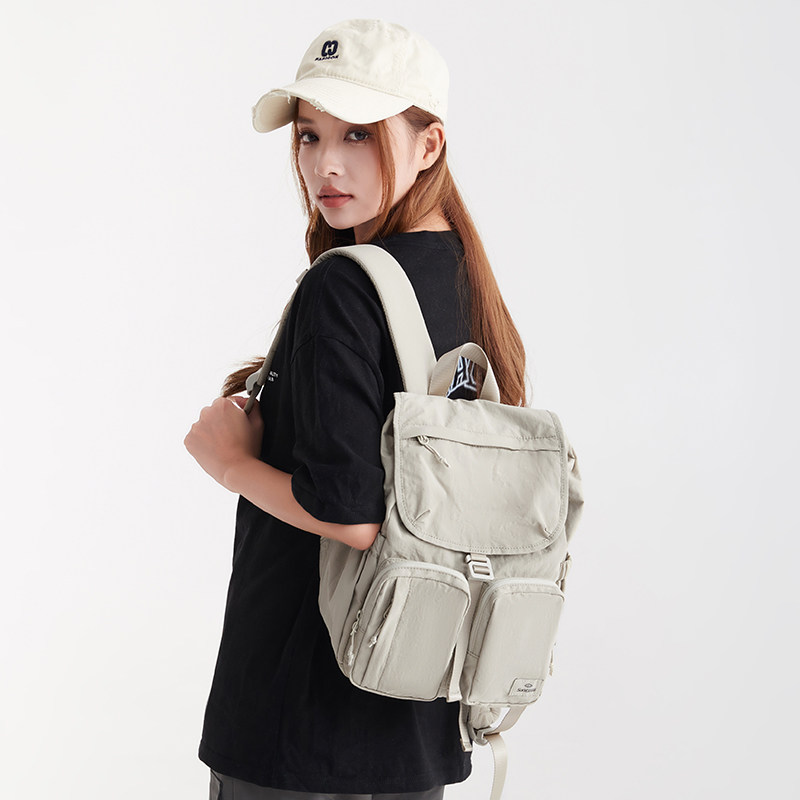 sun earth&u2024秋季新品轻便时尚多口袋上班通勤旅行双肩背包