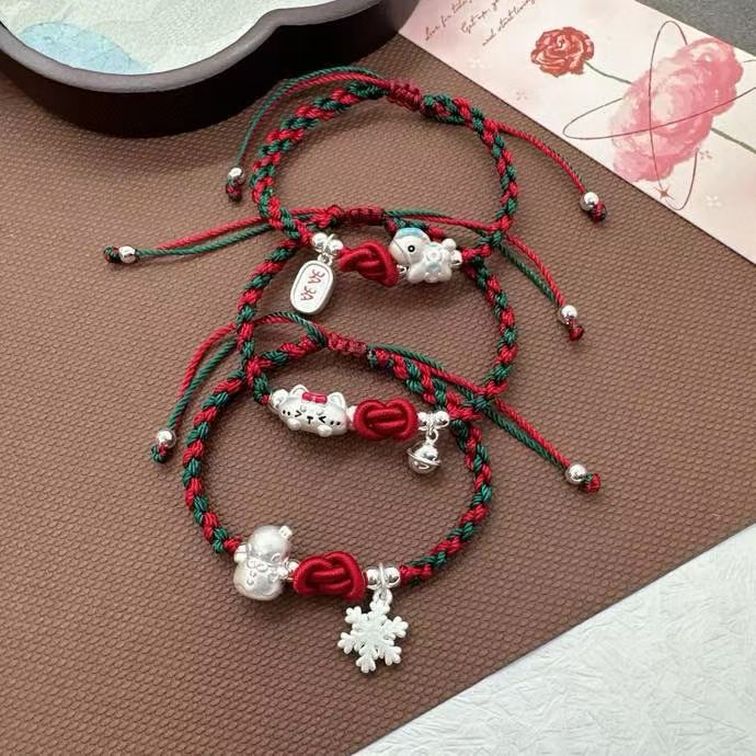 圣诞在逃公主 999足银kitty苹果雪花蝴蝶结雪人铃铛马上有钱手绳