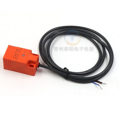 接近开关感应传感器1方形三线直流NPN24v常开CJF30E-12NA