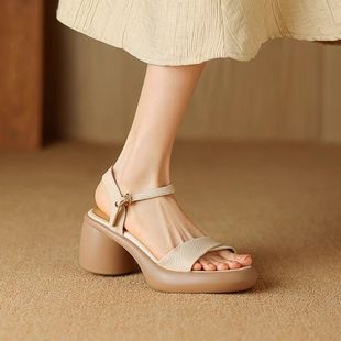 子 厚底露趾凉鞋 女2025年新款 夏季 一字带小个子粗跟百搭高跟女凉鞋