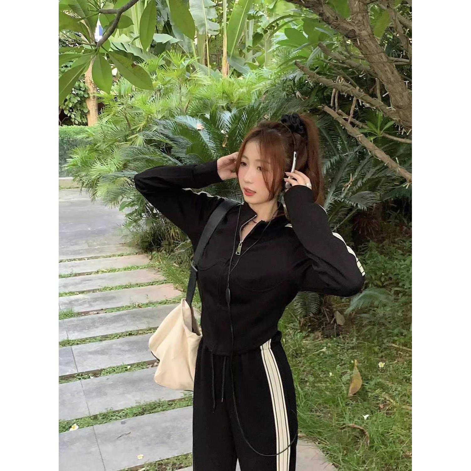 JOYIASS大码胖mm辣妹百搭短款外套上衣女秋季套装运动高腰休闲裤