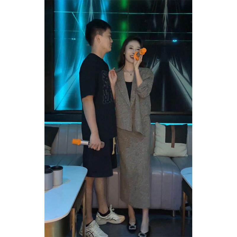 JOYIASS高级感御姐时尚气质套装女秋冬新款烫钻西服外套开叉半身