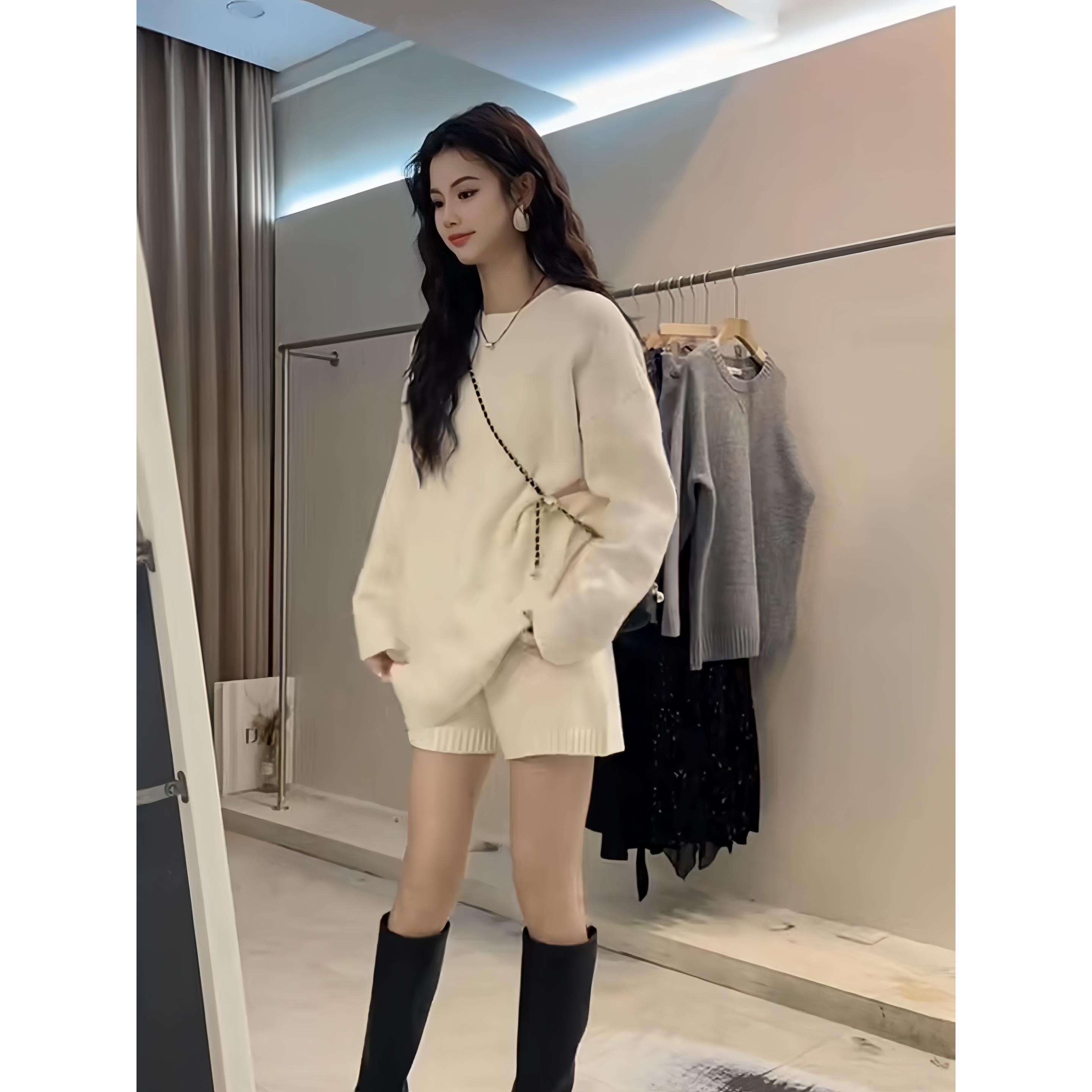 JOYIASS休闲针织毛衣连衣裙子显瘦短裤女早秋2025新款设计感搭配