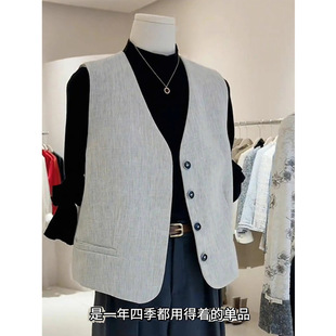 时髦洋气无袖短款休闲马甲女2026春秋新款百搭外穿时尚马夹薄款